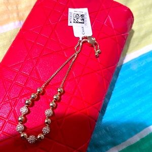 Ladies bracelet